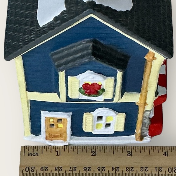 Vintage Coca Cola 1997 Town Square Village House Light Up Wiley Sons Hardware - Picture 8 of 16